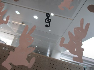 ガラス面展示2